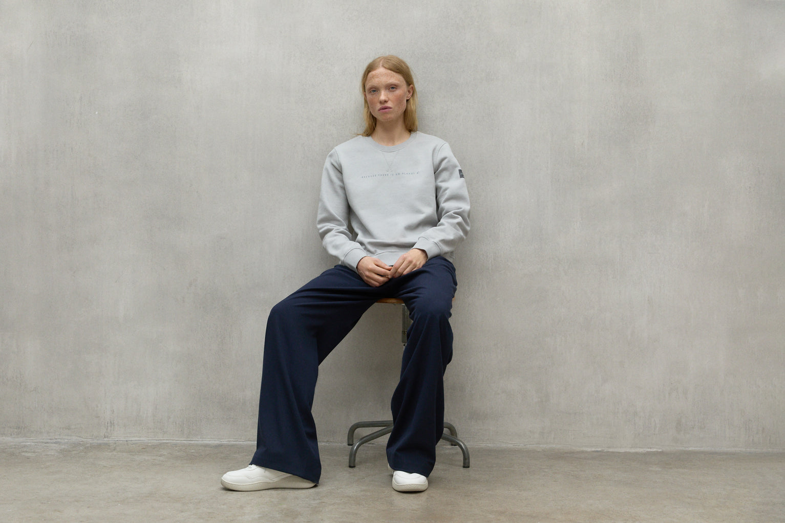 LIGHT GREY ONDARA SWEATSHIRT