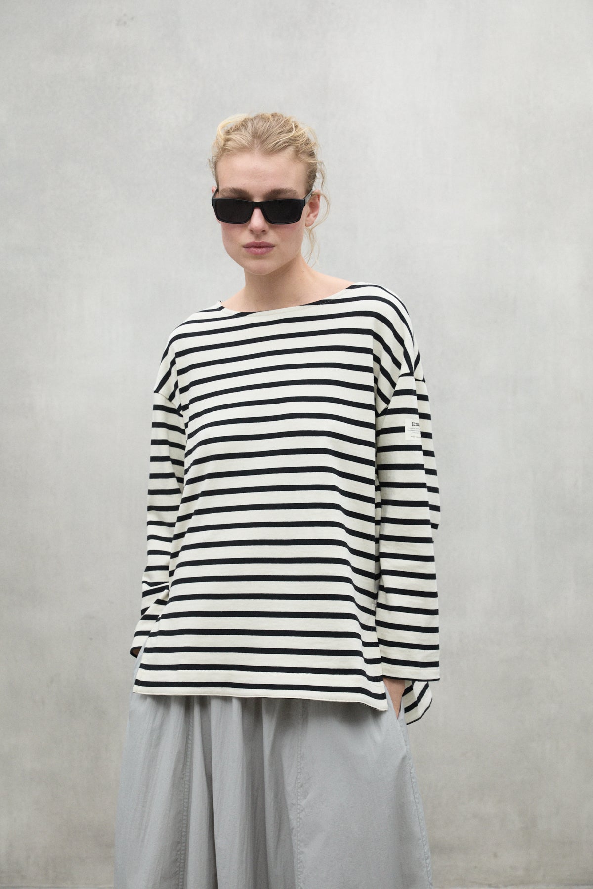 WHITE SAILOR SWEATSHIRT