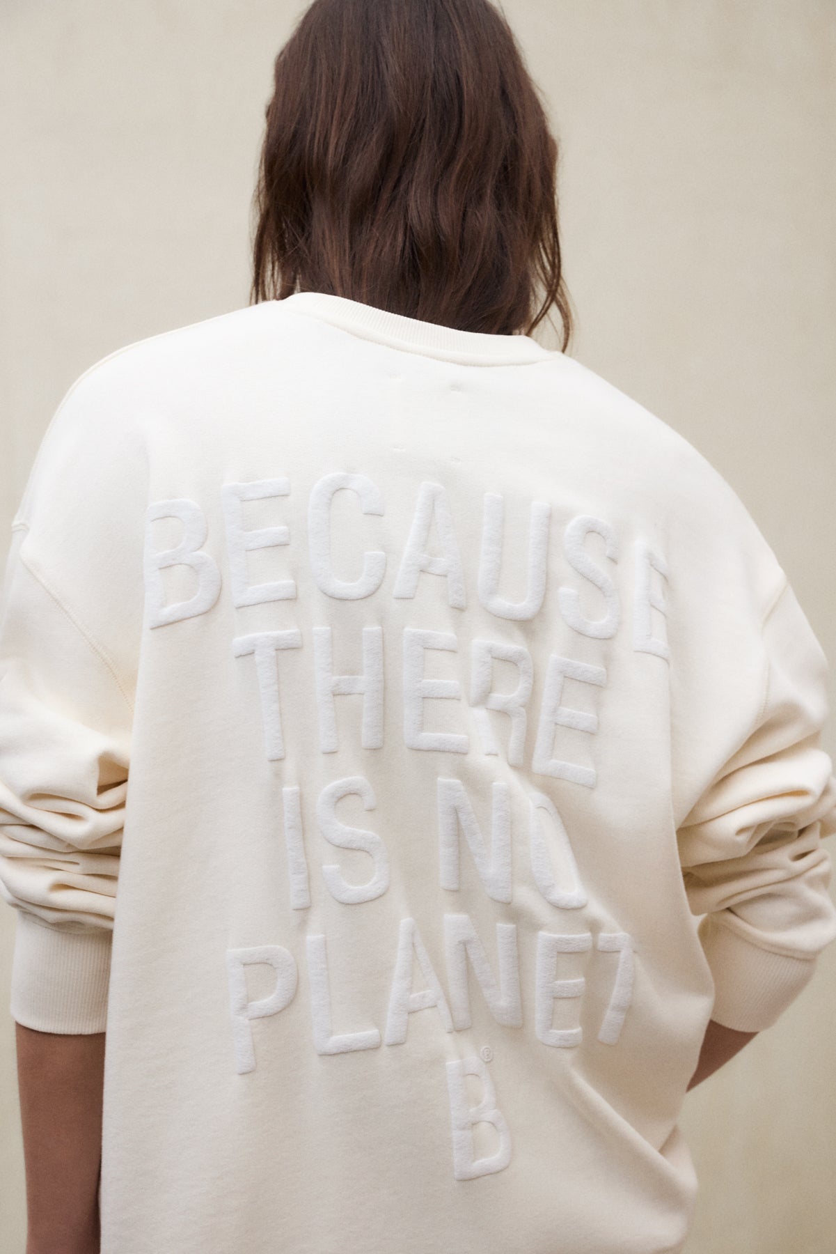 BEIGE STORM SWEATSHIRT