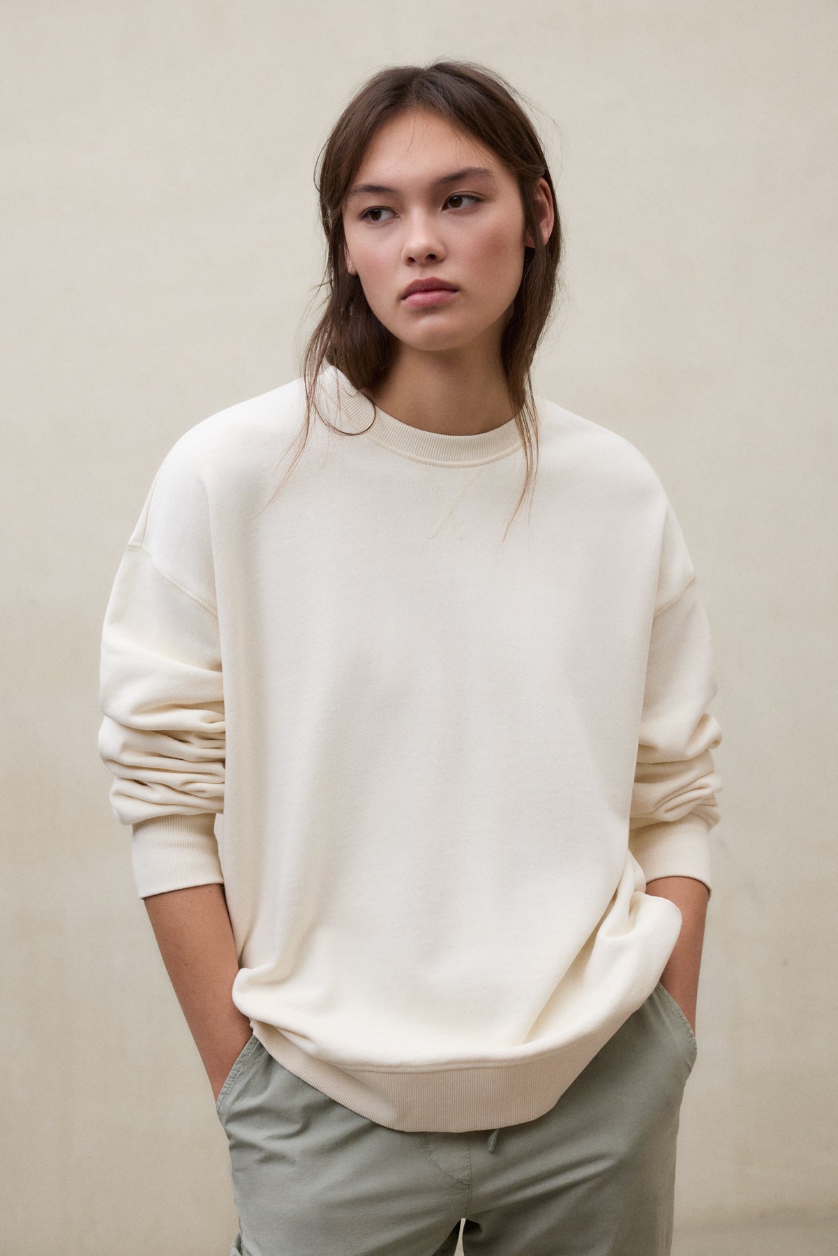 BEIGE STORM SWEATSHIRT