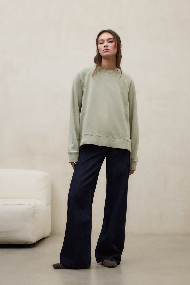 GREEN VIOLINA SWEATSHIRT