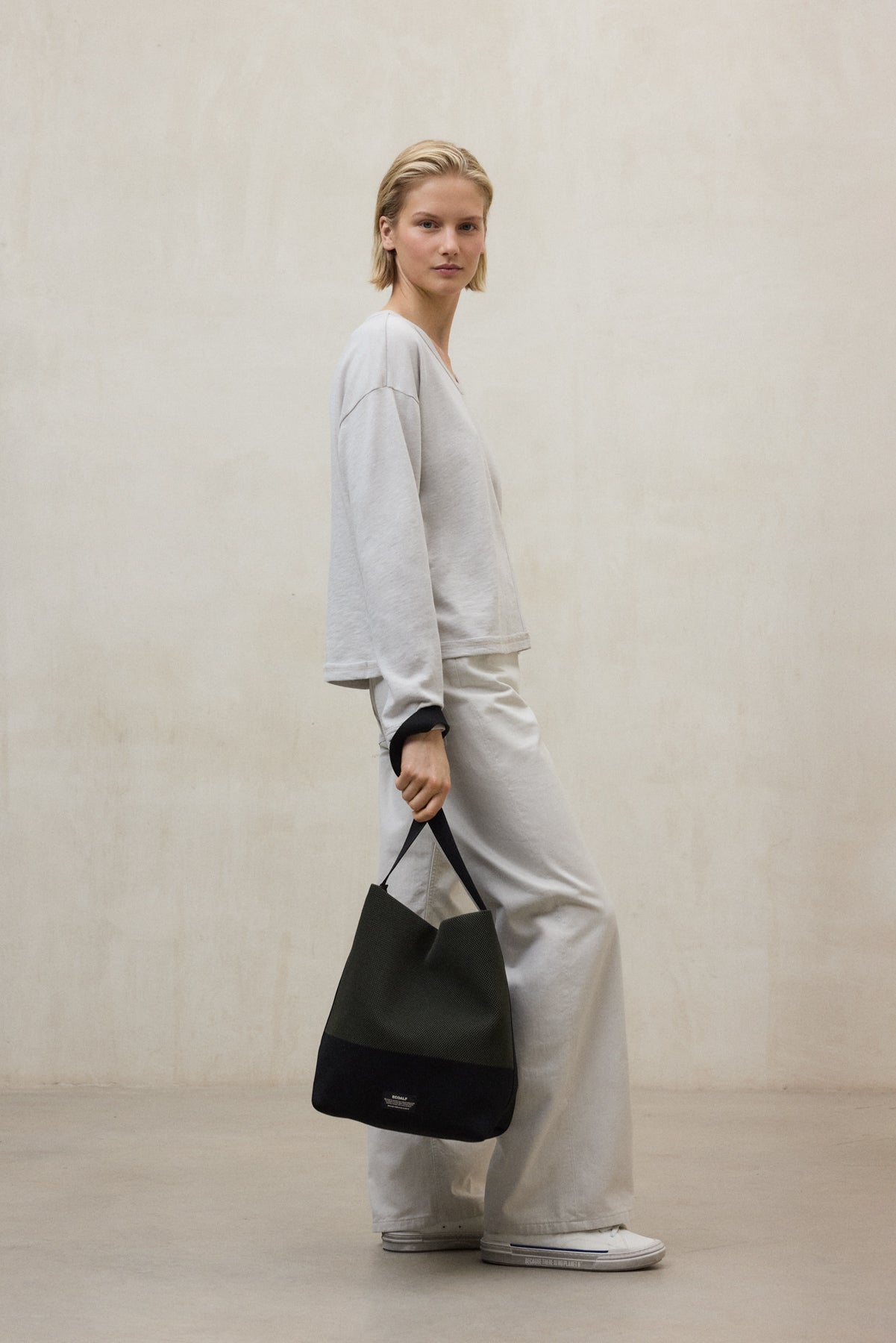 KHAKI TIKA BUCKET BAG