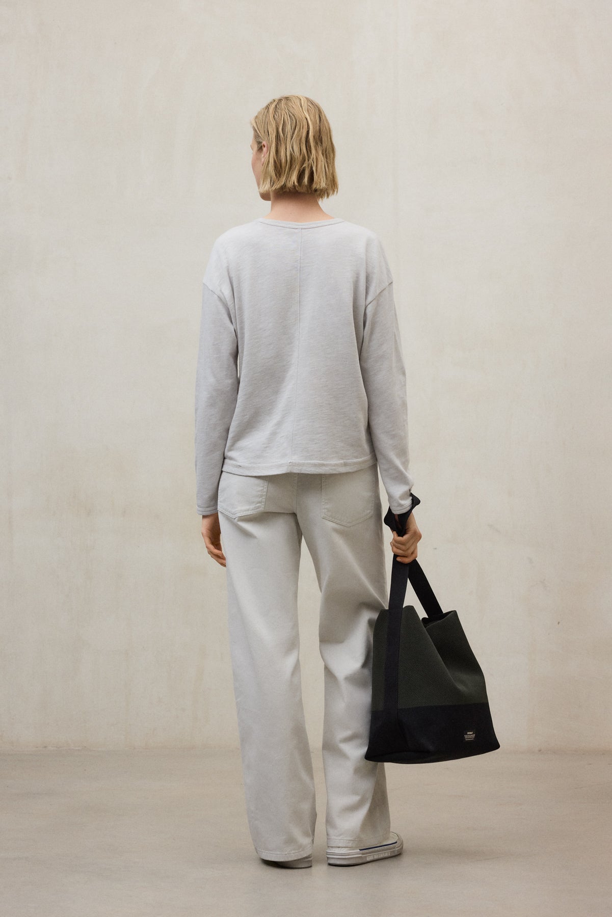 KHAKI TIKA BUCKET BAG