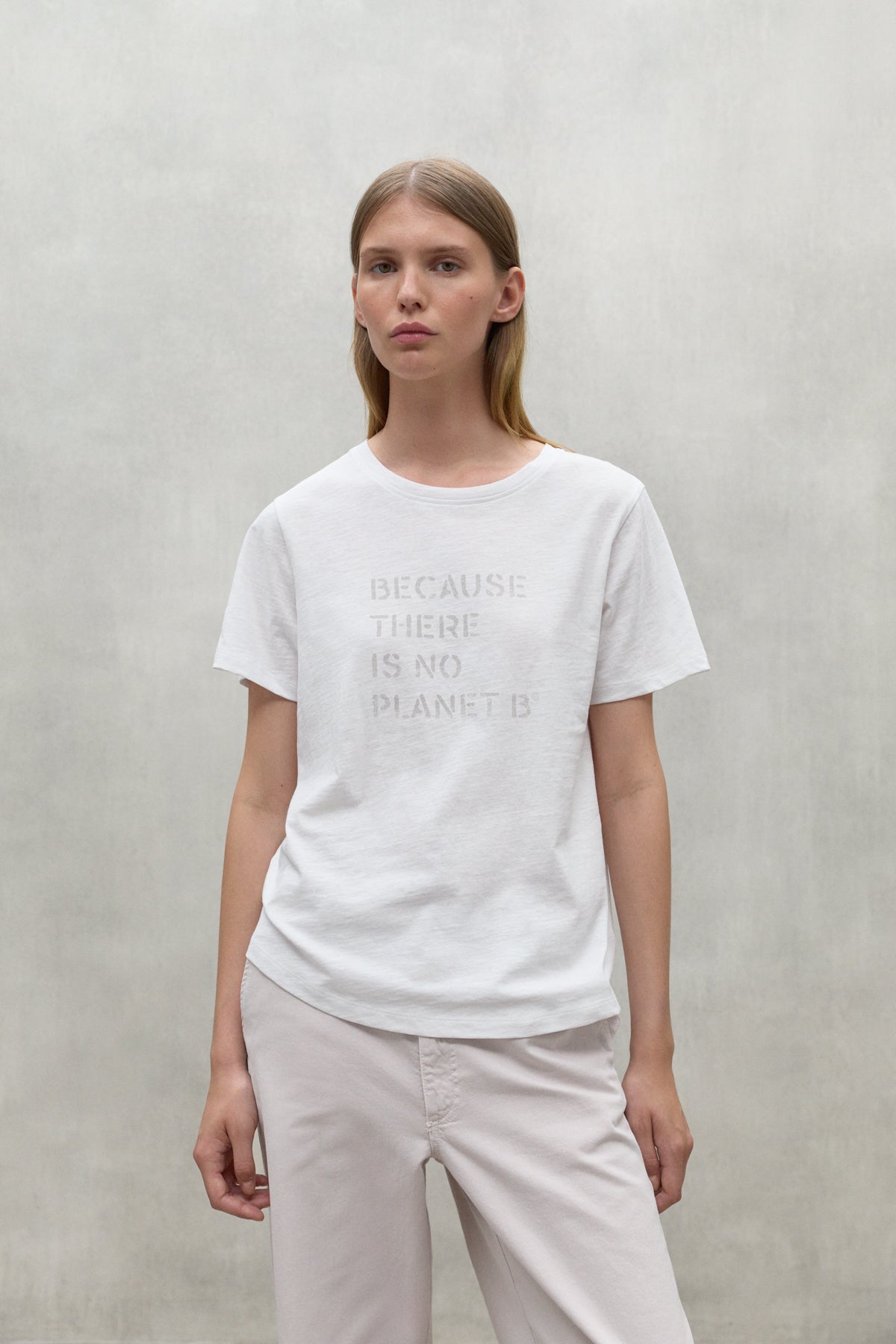 WHITE AMBEL T-SHIRT