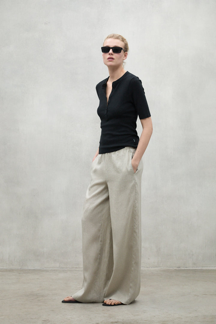 BLACK GAVIER T-SHIRT