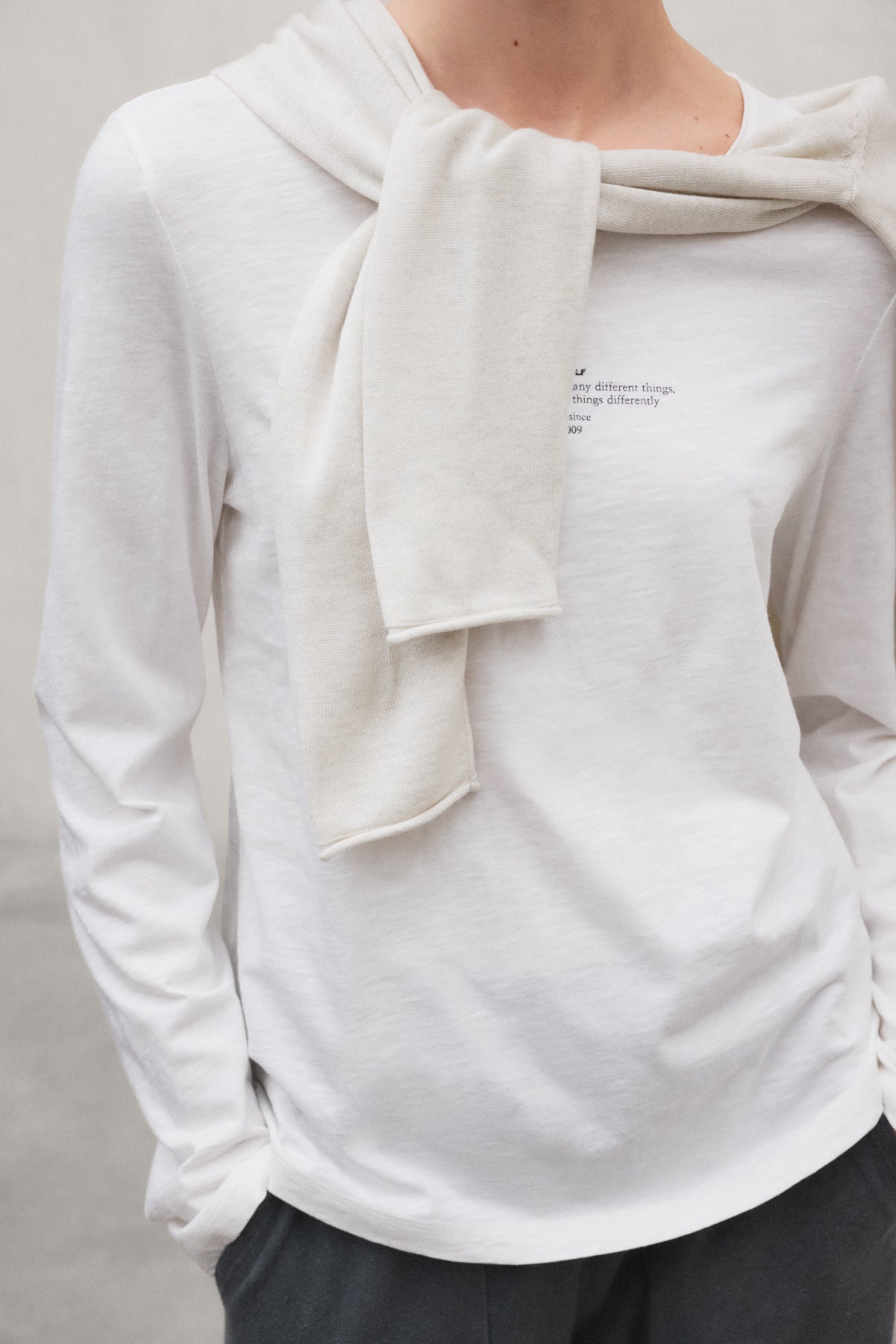 CAMISETA NOVAR BLANCA