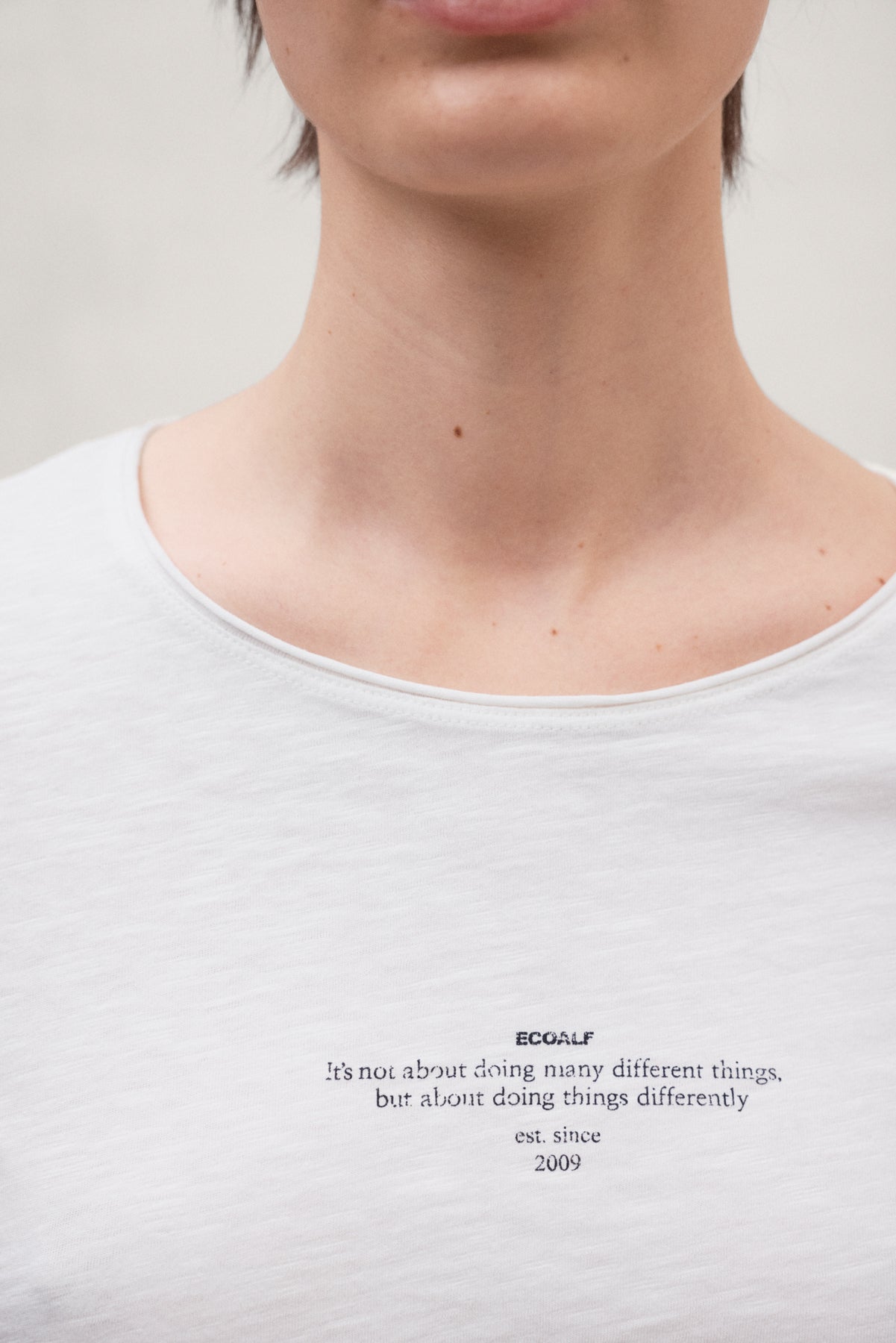 CAMISETA NOVAR BLANCA