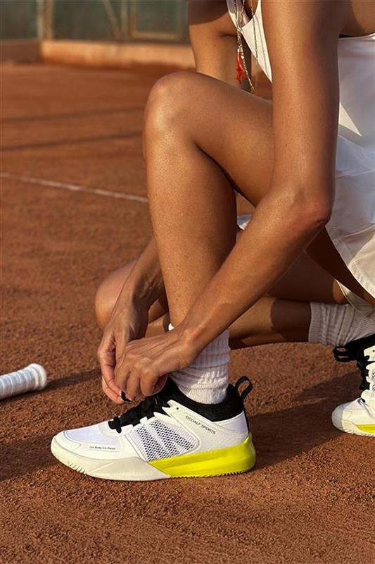 YELLOW RAIGRASS SNEAKERS