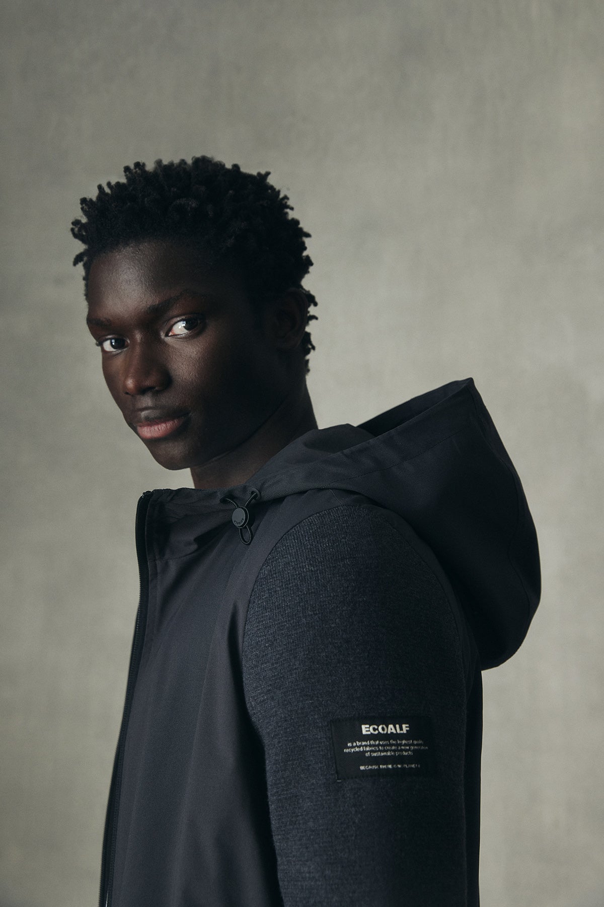 CHAQUETA PETRUS GRIS OSCURO