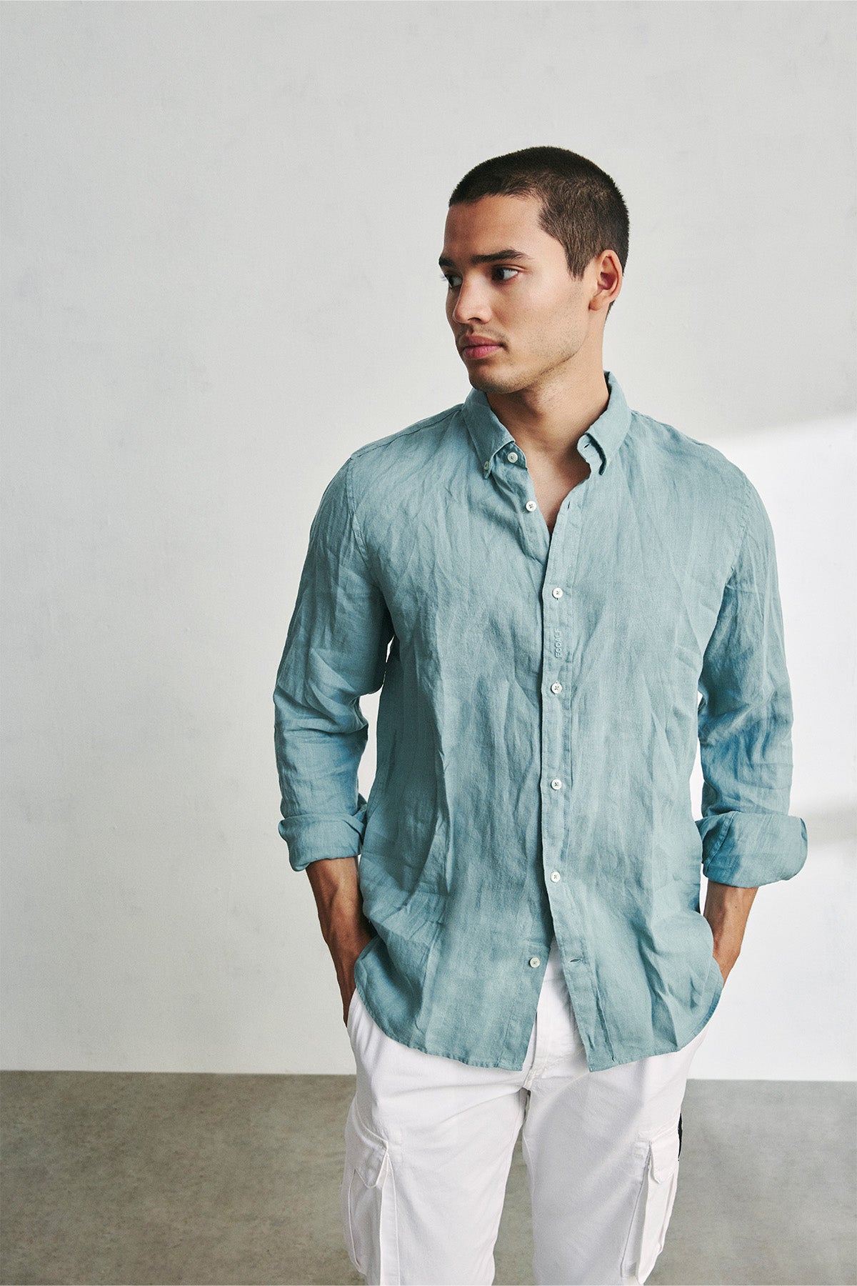 Estilo y comodidad: ropa de lino para hombre – ECOALF