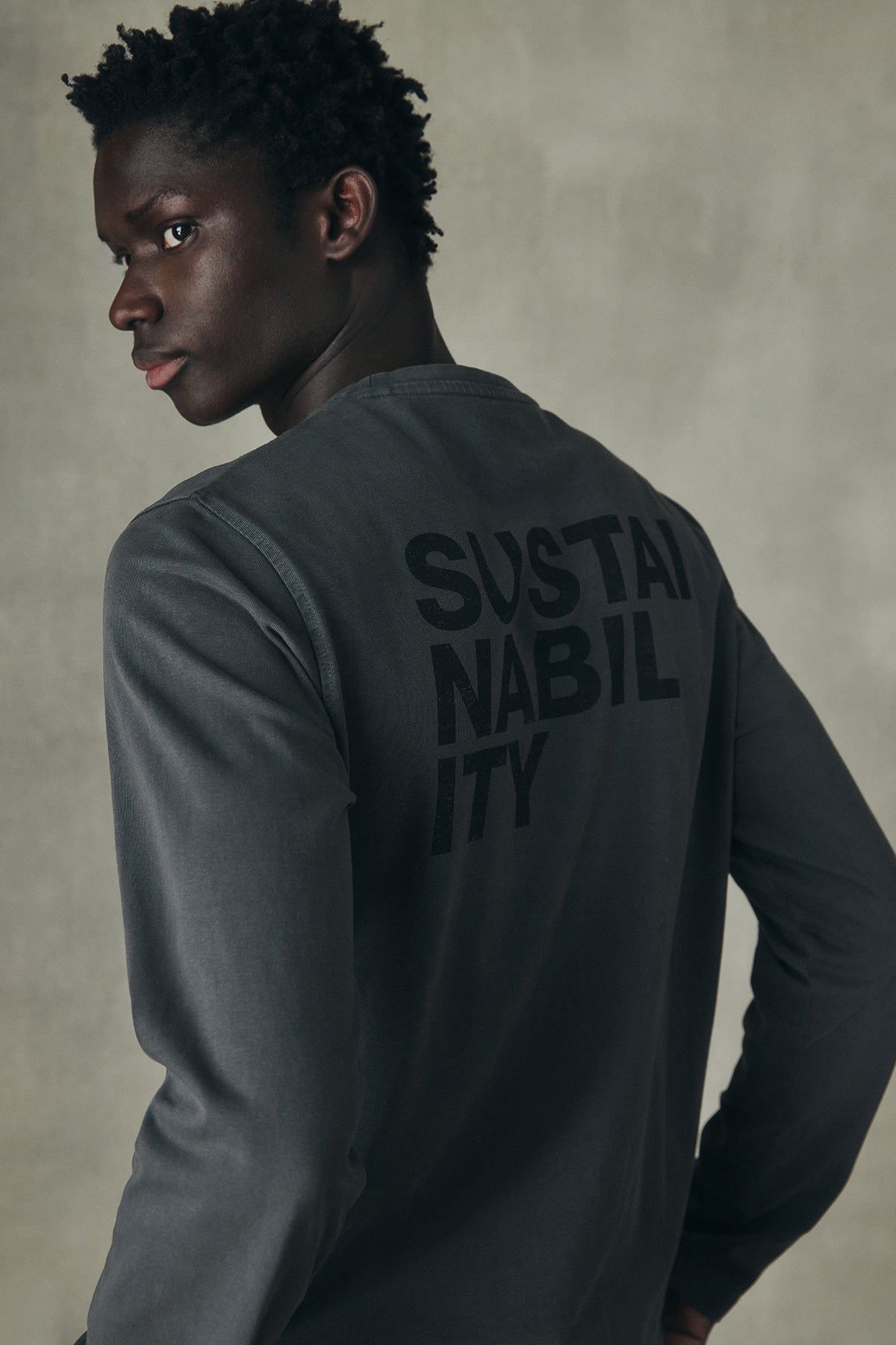 DARK GREY SUSTANO T-SHIRT