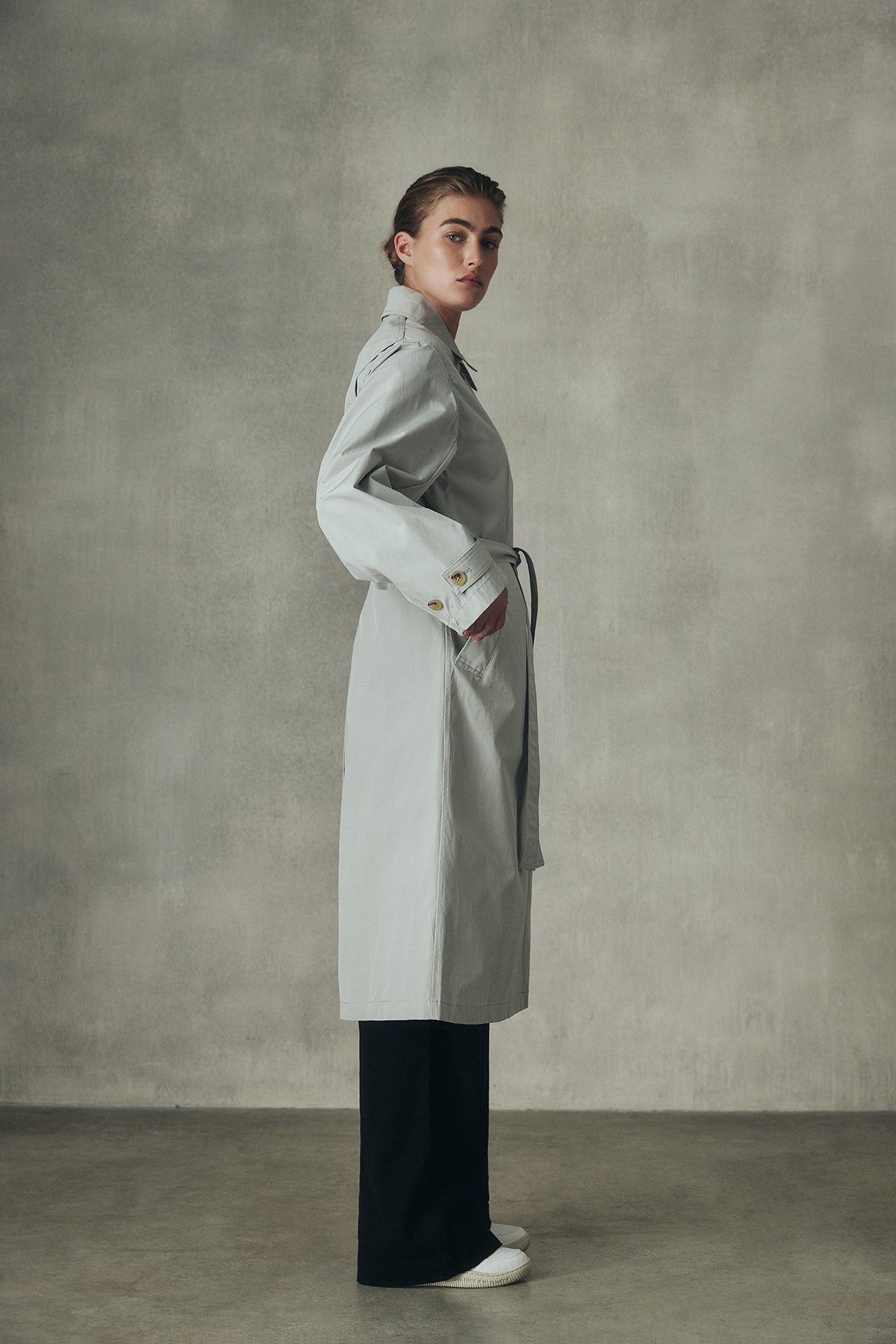 GABARDINA TAGA BLANCA