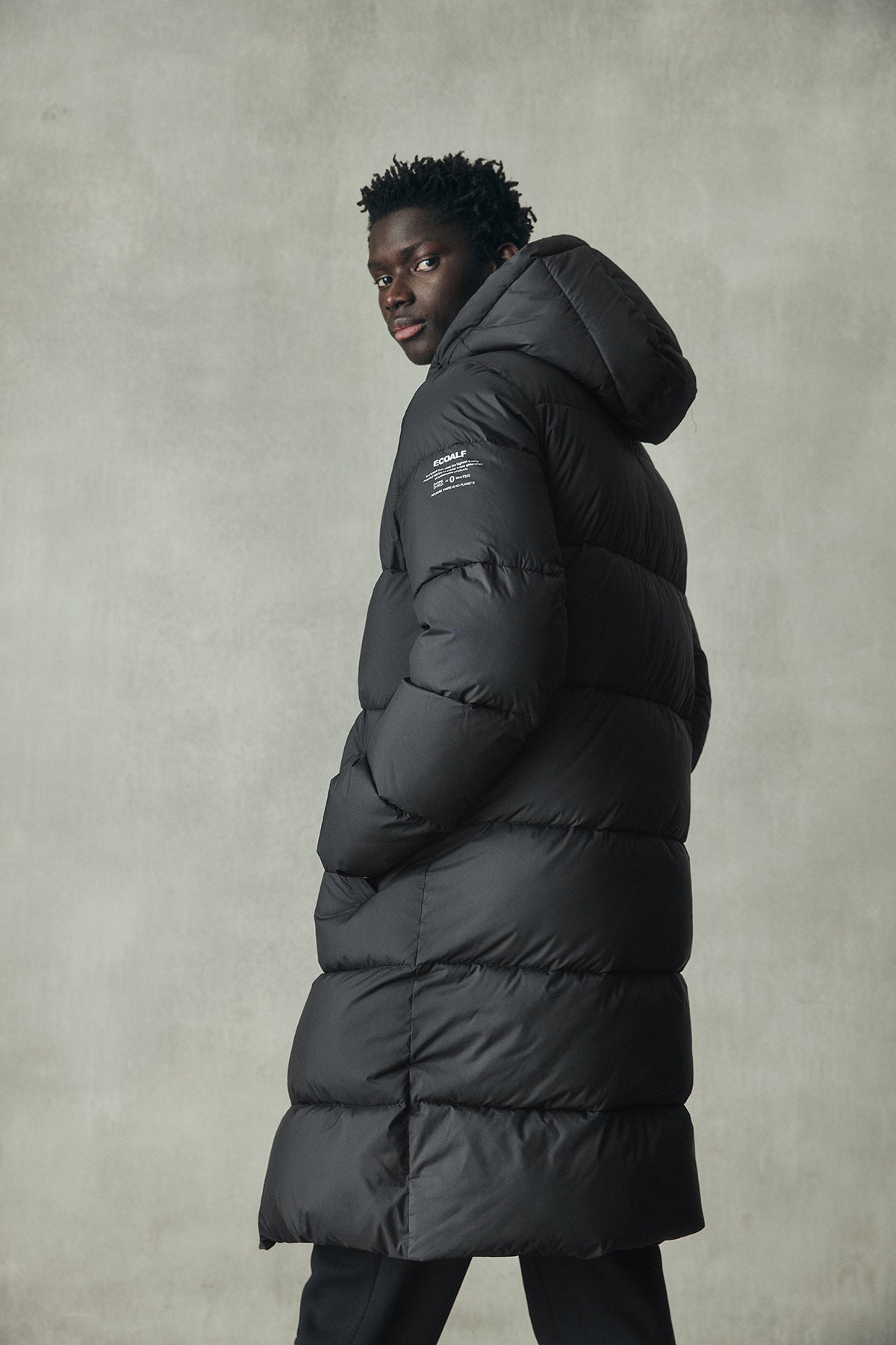 ABRIGO VELAN GRIS OSCURO