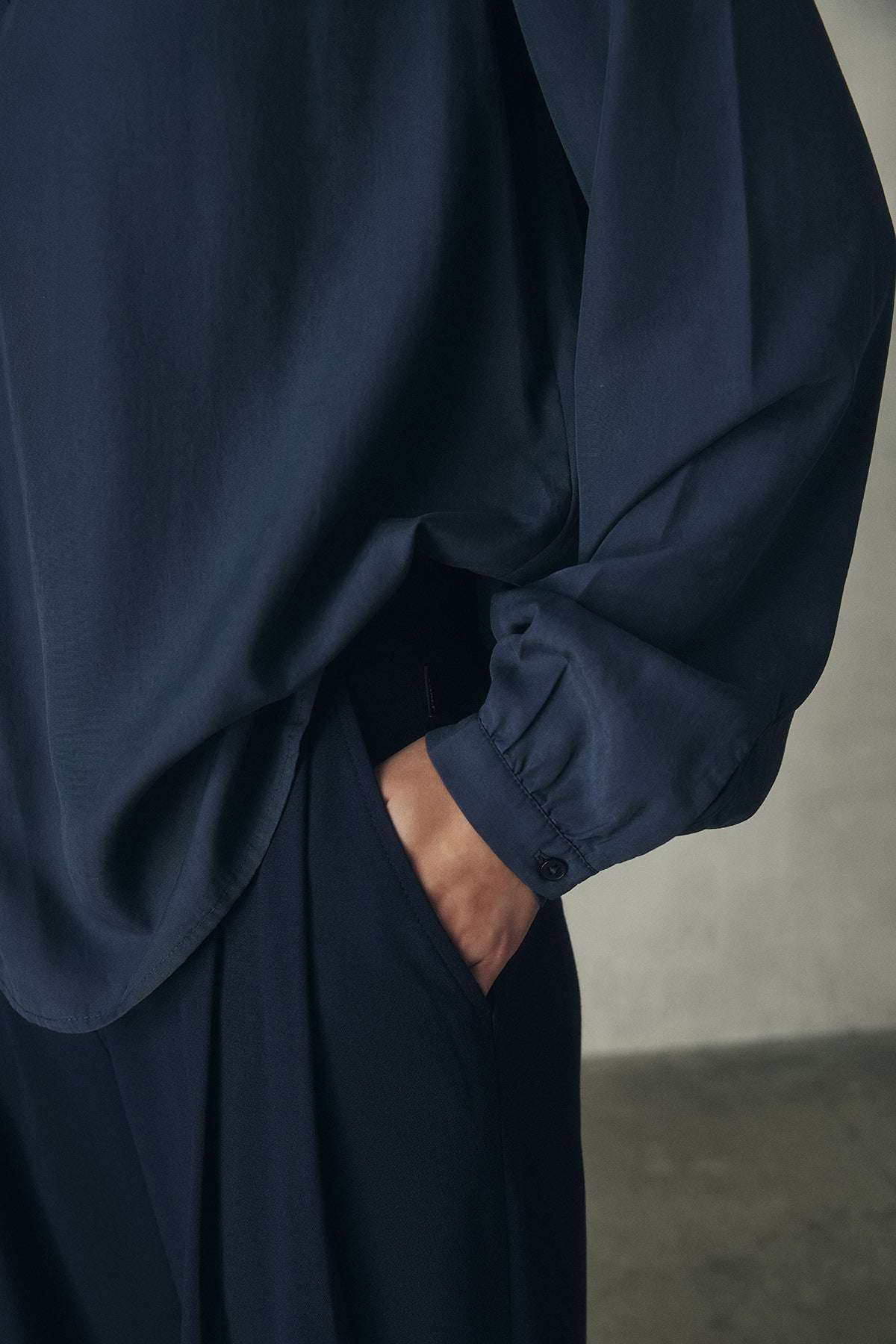 CAMISA ALMA AZUL OSCURO